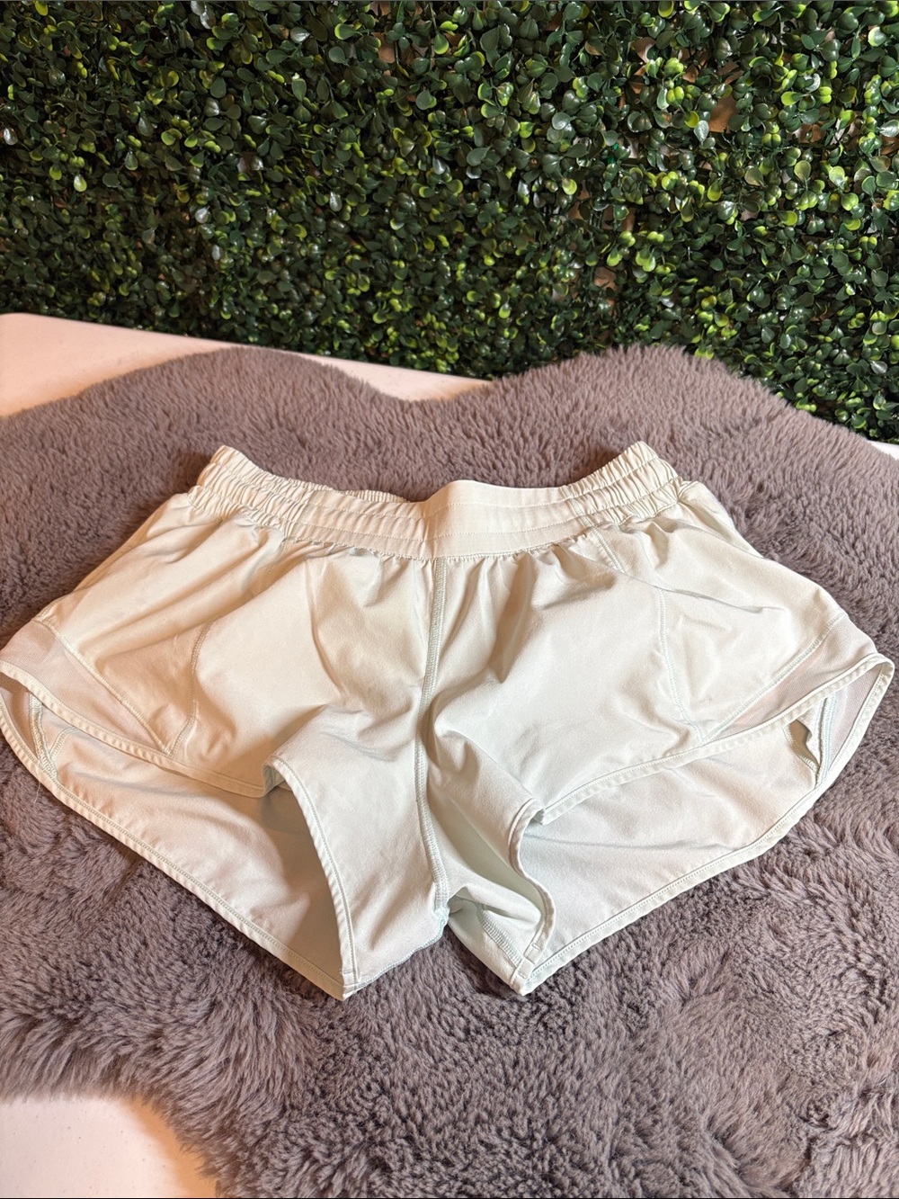 lululemon athletica Light Blue Hotty Hot Athletic Shorts Size 8